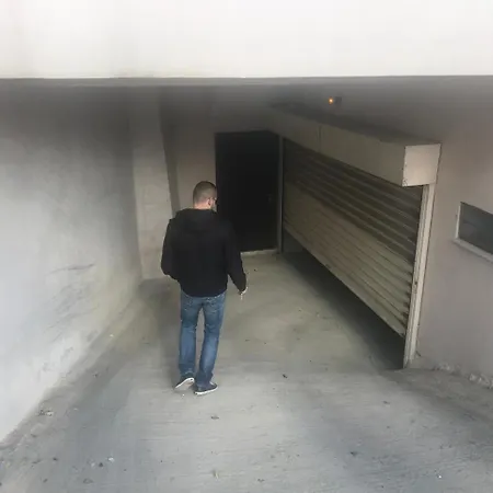 Sunset Parking-wifi-ac *